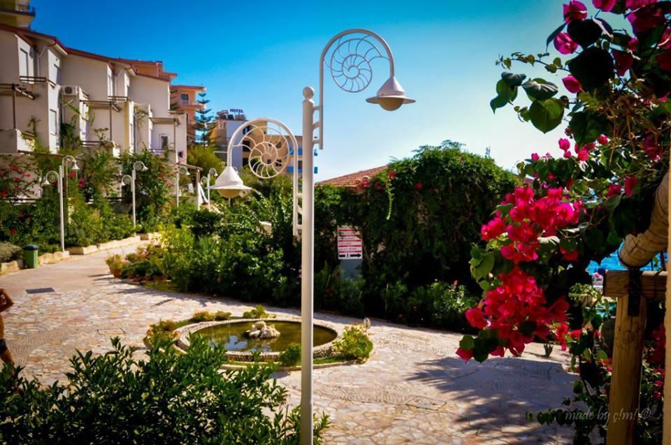 Sunny Bay Apartments Sarandë Eksteriør bilde