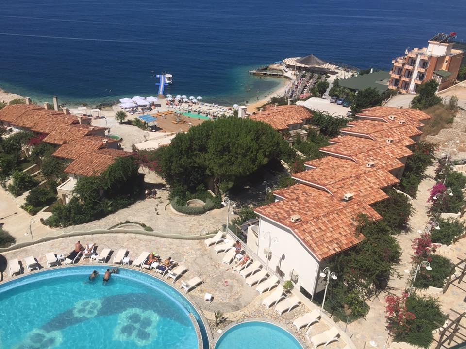Sunny Bay Apartments Sarandë Eksteriør bilde